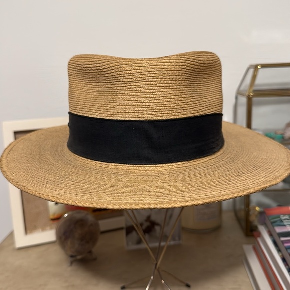 Panama hat - Picture 3 of 5
